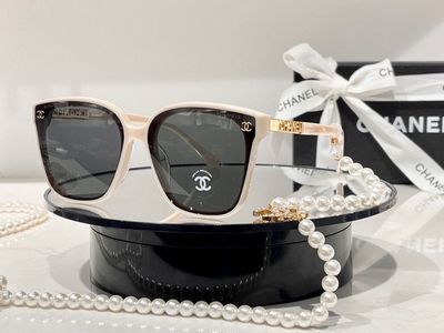 Chanel Sunglasses 2686